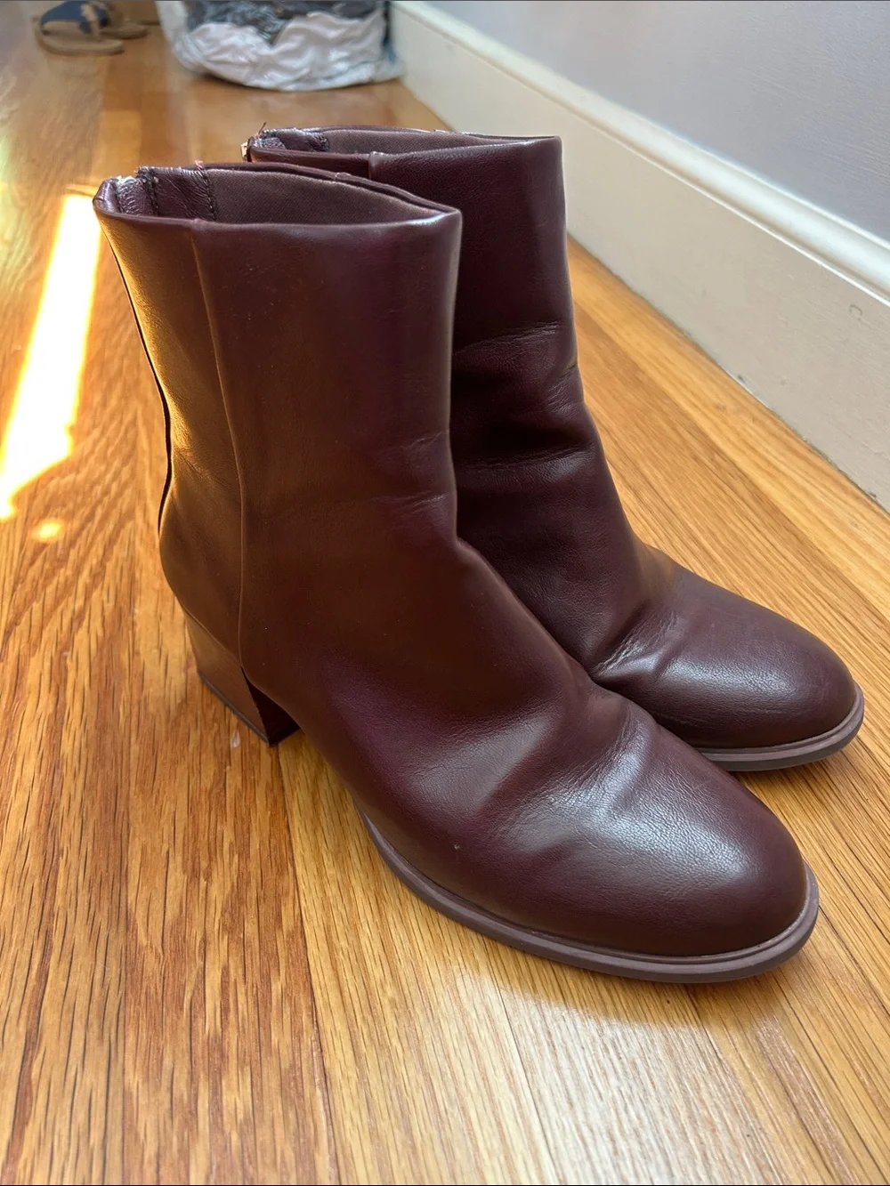 BareTraps sleek leather